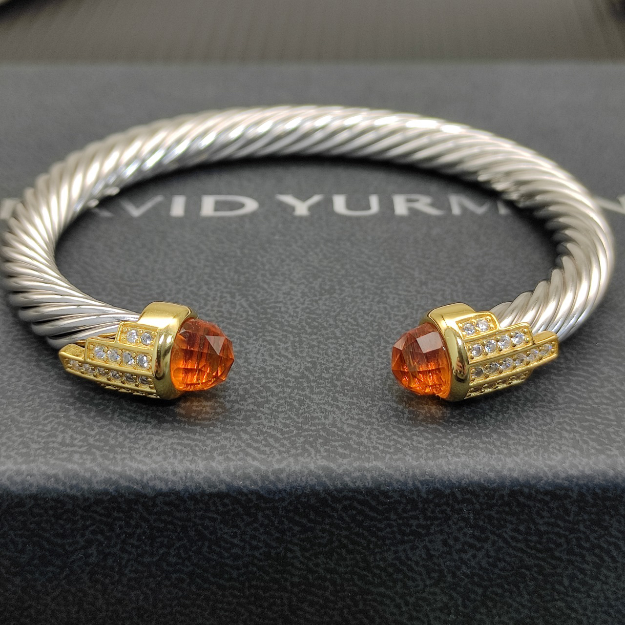 7mm Cable Bracelet with Champagne & Diamond Accents – Gold Cap