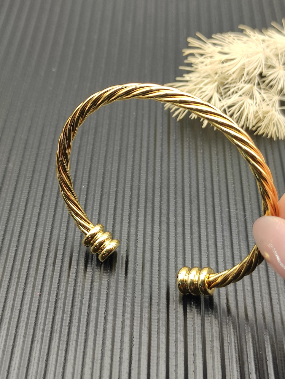 4mm Cable Classic Bracelet with Gold