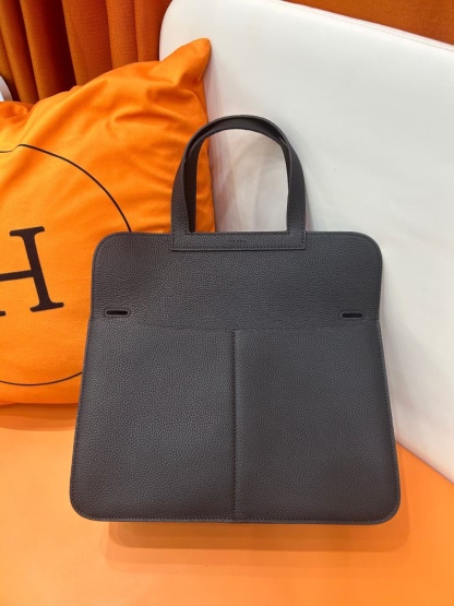 Herthtmes  Taurillon Clemence Verso Halzan  31