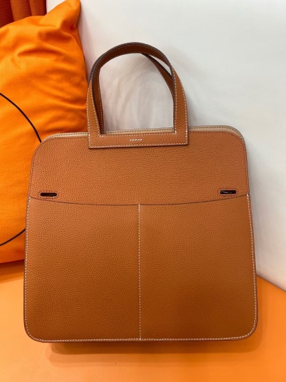 Herthtmes  Taurillon Clemence Verso Halzan  31