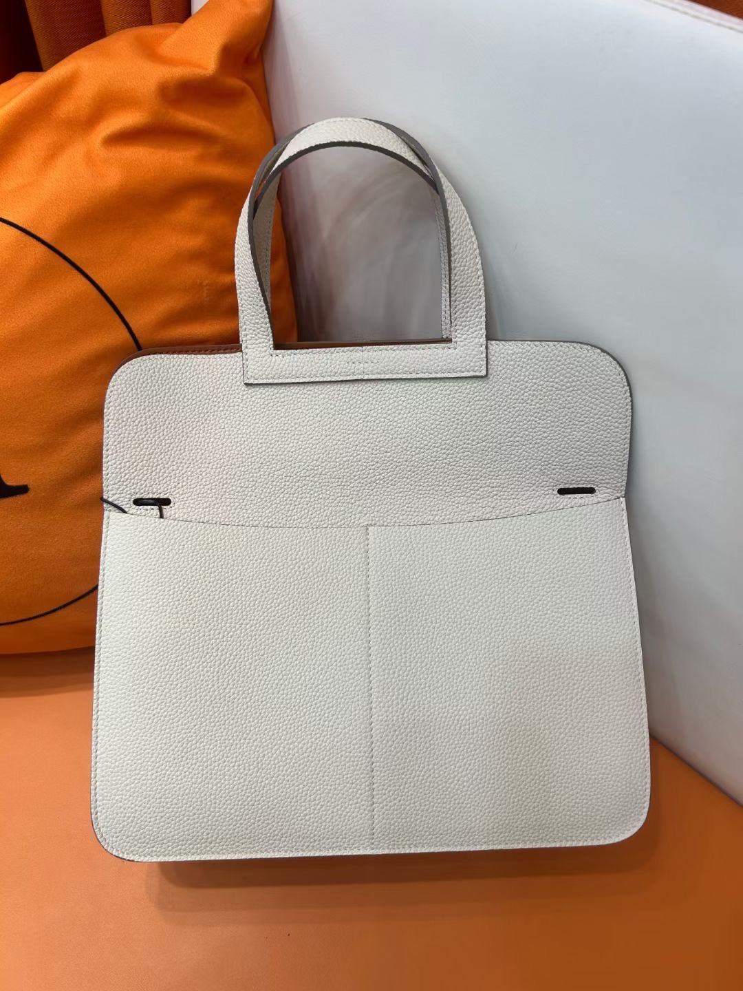 Herthtmes  Taurillon Clemence Verso Halzan  31