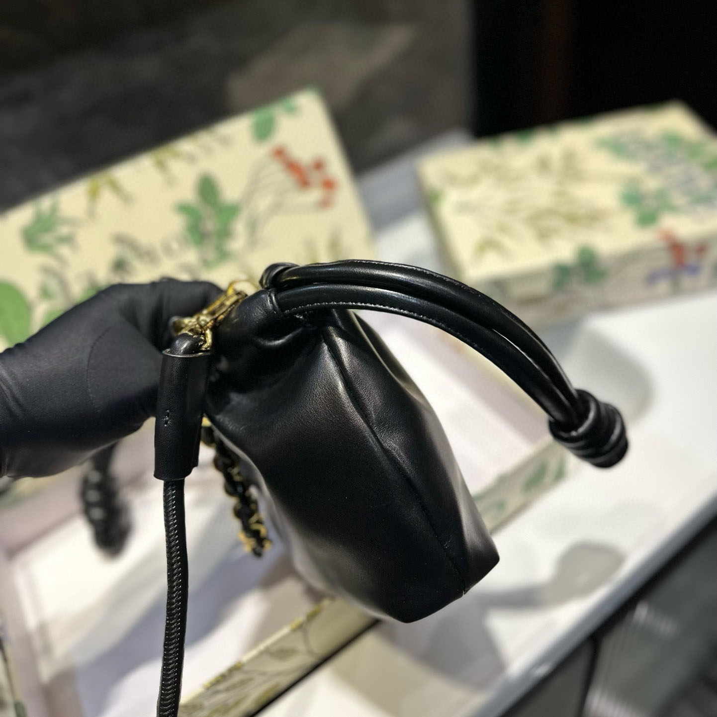 Flamenco purse in mellow nappa lambskin