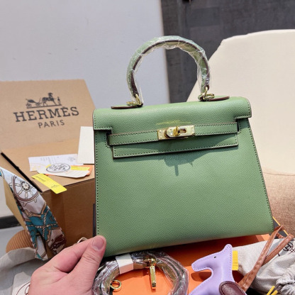 Kelly 25 Sellier Bag Gold Epsom Leather with Gold Hardware