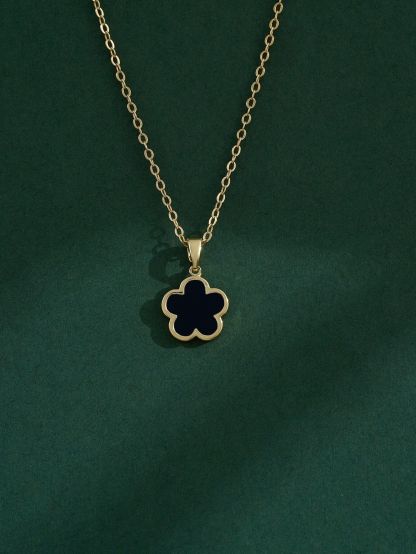 Flower Pendant Necklace