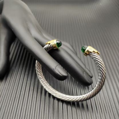 7mm Cable Bracelet with Peridot & Diamond Accents – Gold Cap