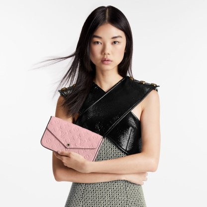 Felicie Pochette M82608