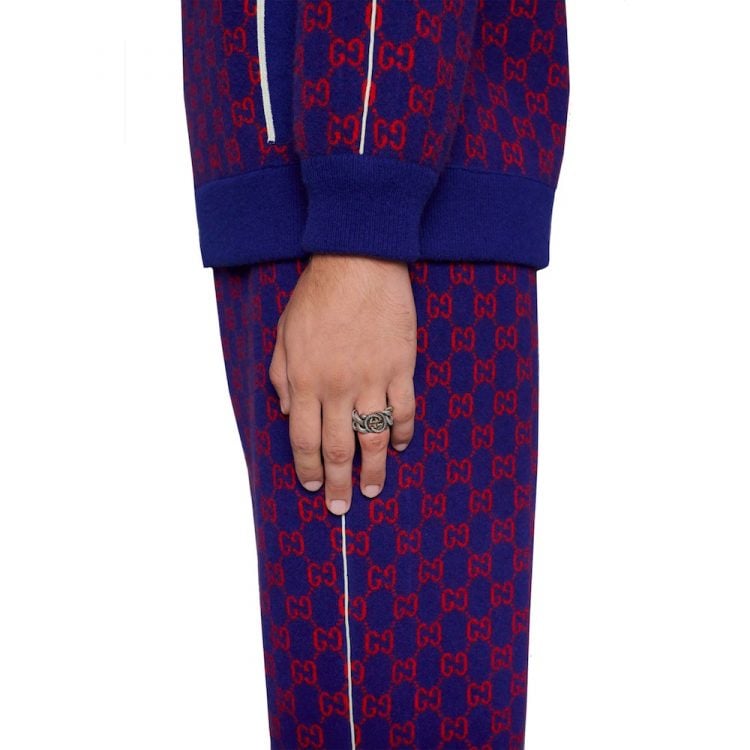 SILVER RING WITH INTERLOCKING G