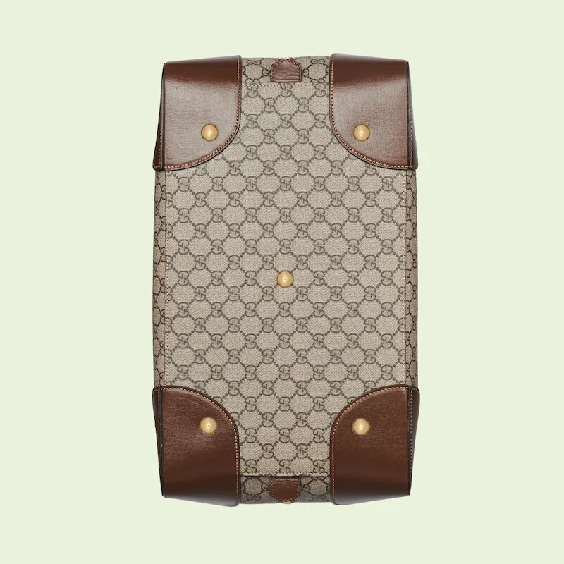 DUFFLE BAG WITH INTERLOCKING G