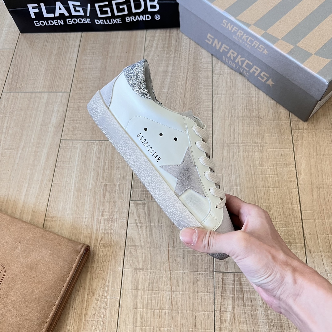 Super-Star with silver Swarovski crystal star and heel tab