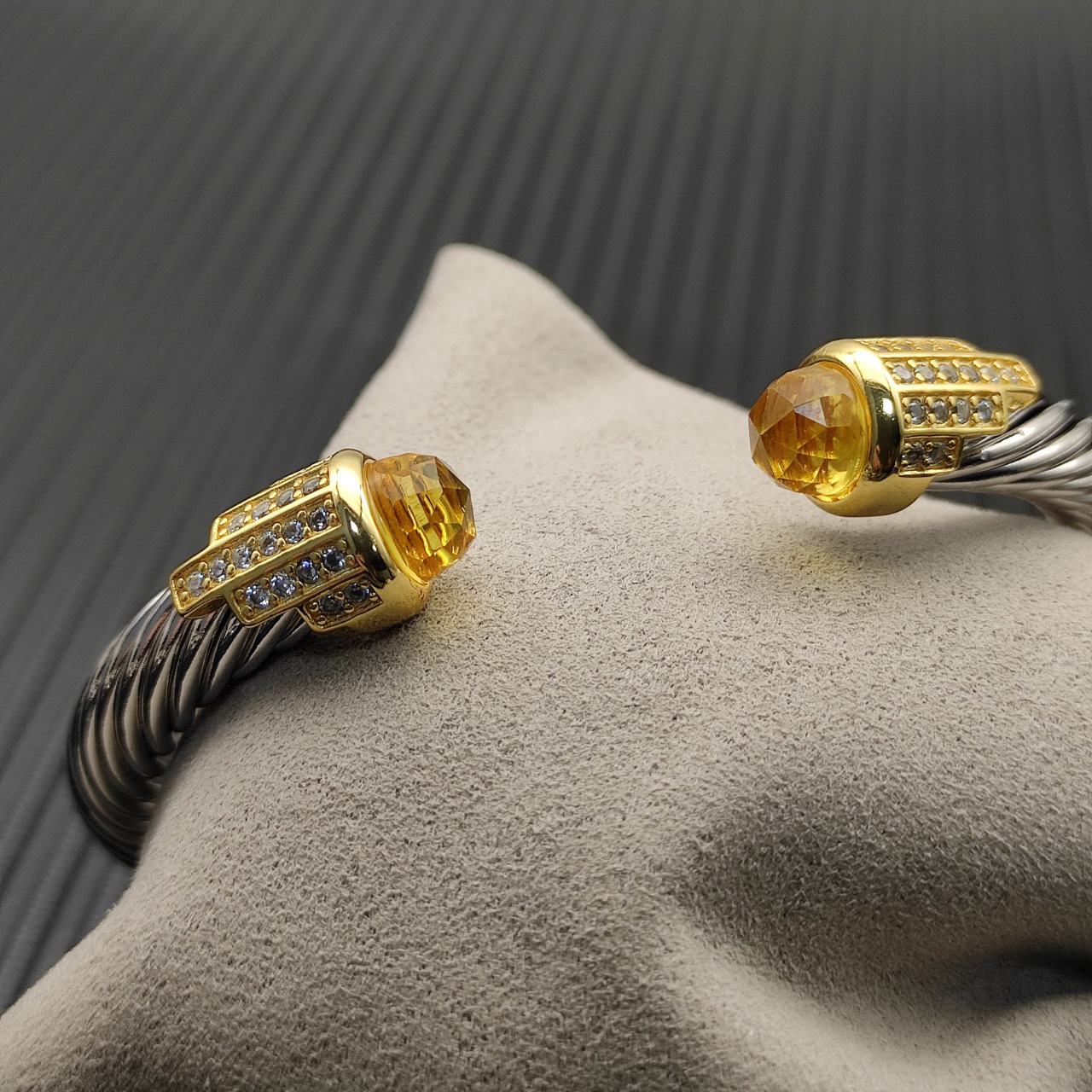 7mm Cable Bracelet with Yellow & Diamond Accents – Gold Cap