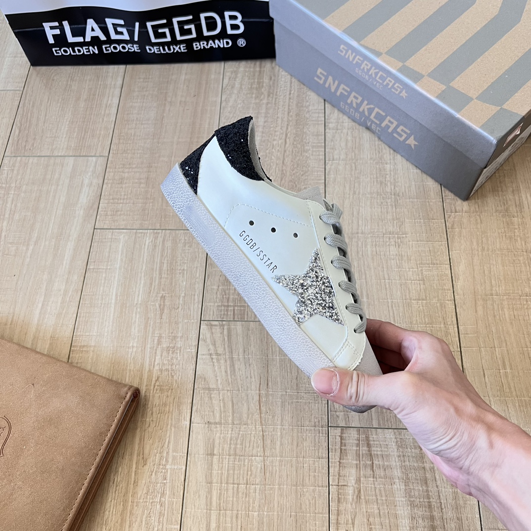 Super-Star with silver Swarovski crystal star and heel tab