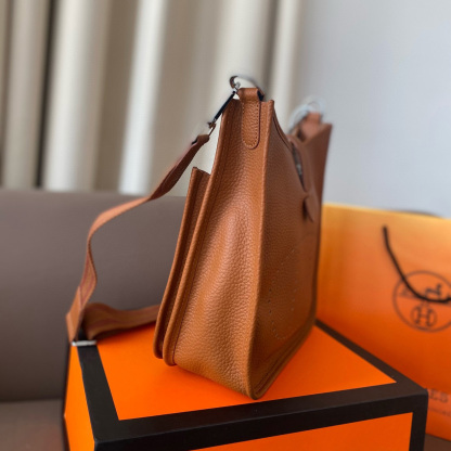 Evelyne   25  bag  z-2