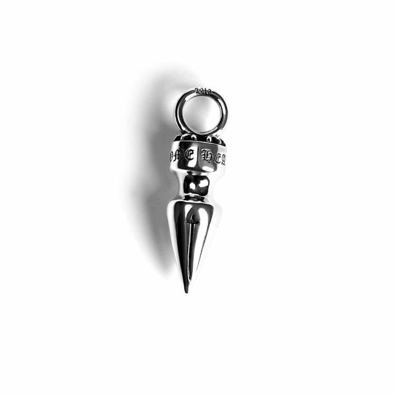 SMALL SPIKE PENDANT