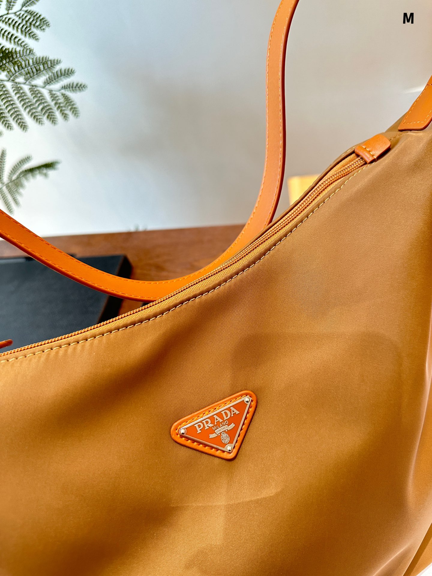 Aimée large leather shoulder bag