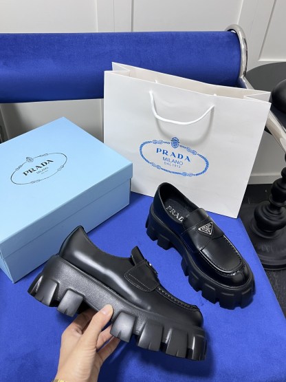 Monolith Lug Sole Loafer