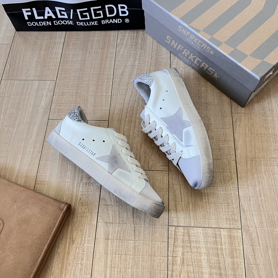 Super-Star with silver Swarovski crystal star and heel tab