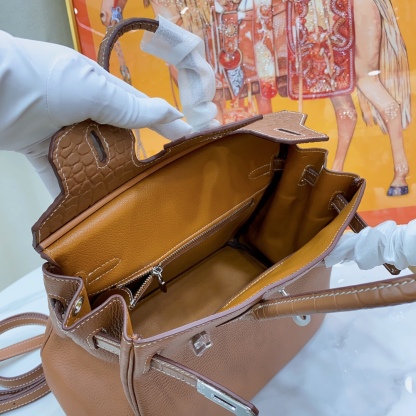 Herthtmes Togo Matte Alligator Birkin Touch 25/30 Gold