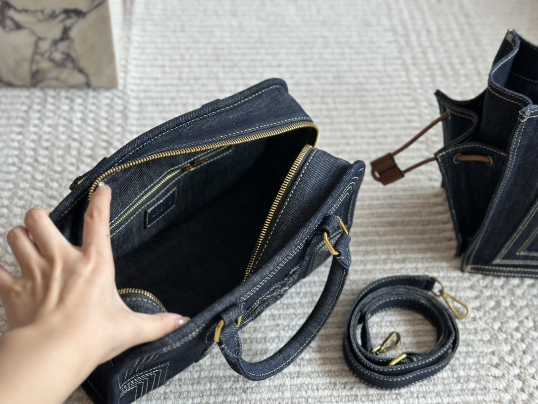 Classic Luxury Style Replica Version Shoulder Fashion Women's Handbags Z4