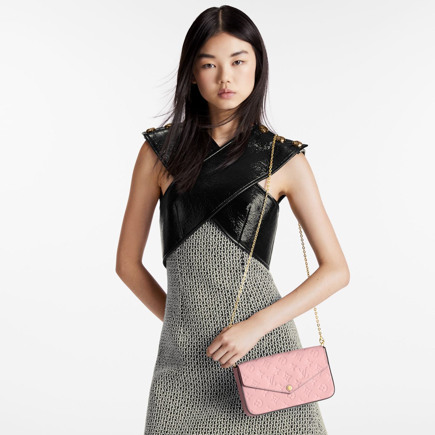 Felicie Pochette M82608