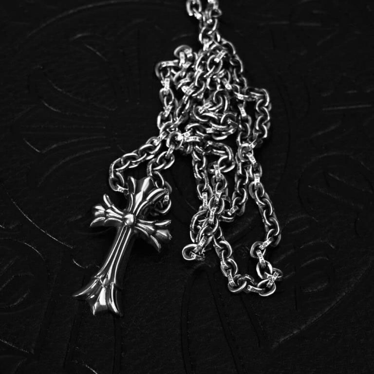 SMALL DOUBLE CROSS PENDANT