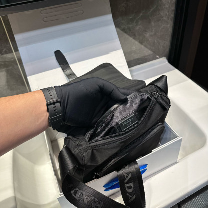 Re-Nylon shoulder bag