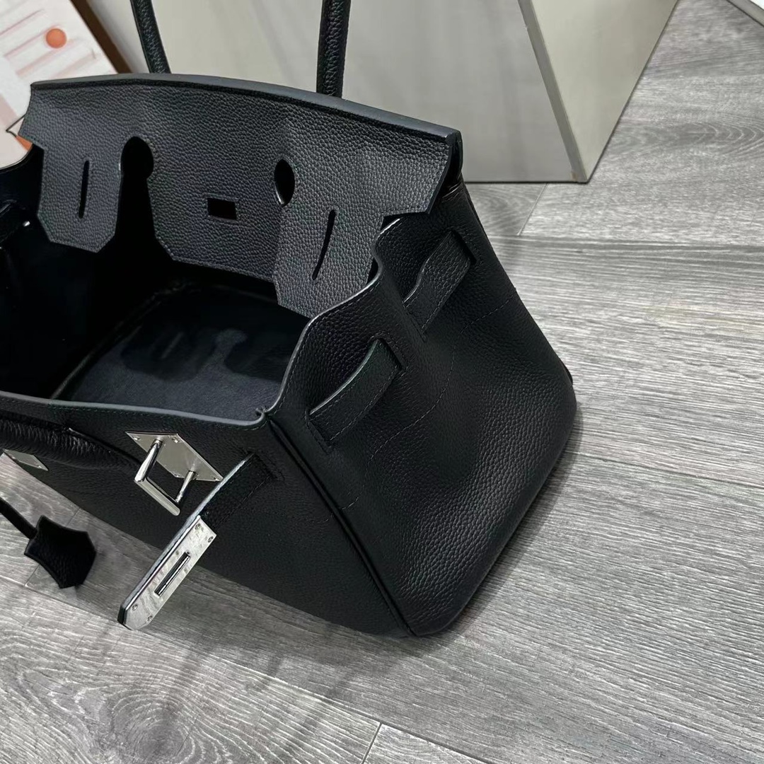 Herthtmes  Taurillon Clemence JPG Birkin  40