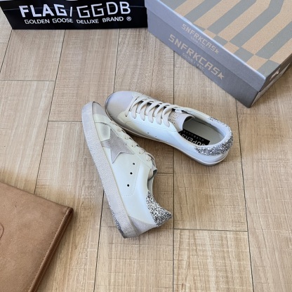 Super-Star with silver Swarovski crystal star and heel tab