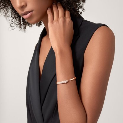 PANTHÈRE DE BRACELET