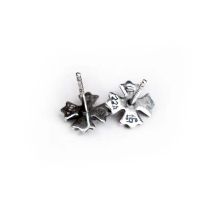 CH PLUS STUD EARRINGS WITH DIAMONDS