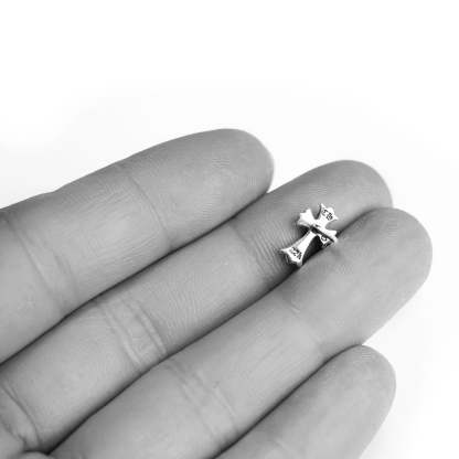 CH CROSS BABY FAT STUD PIERCE WITH PAVE DIAMOND
