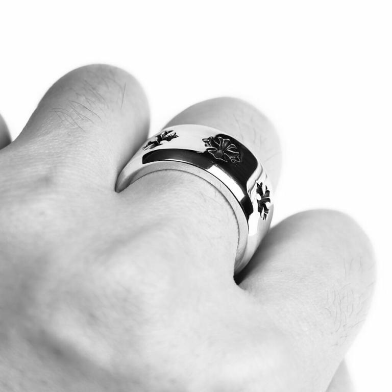 CH PLUS THICK BAND RING