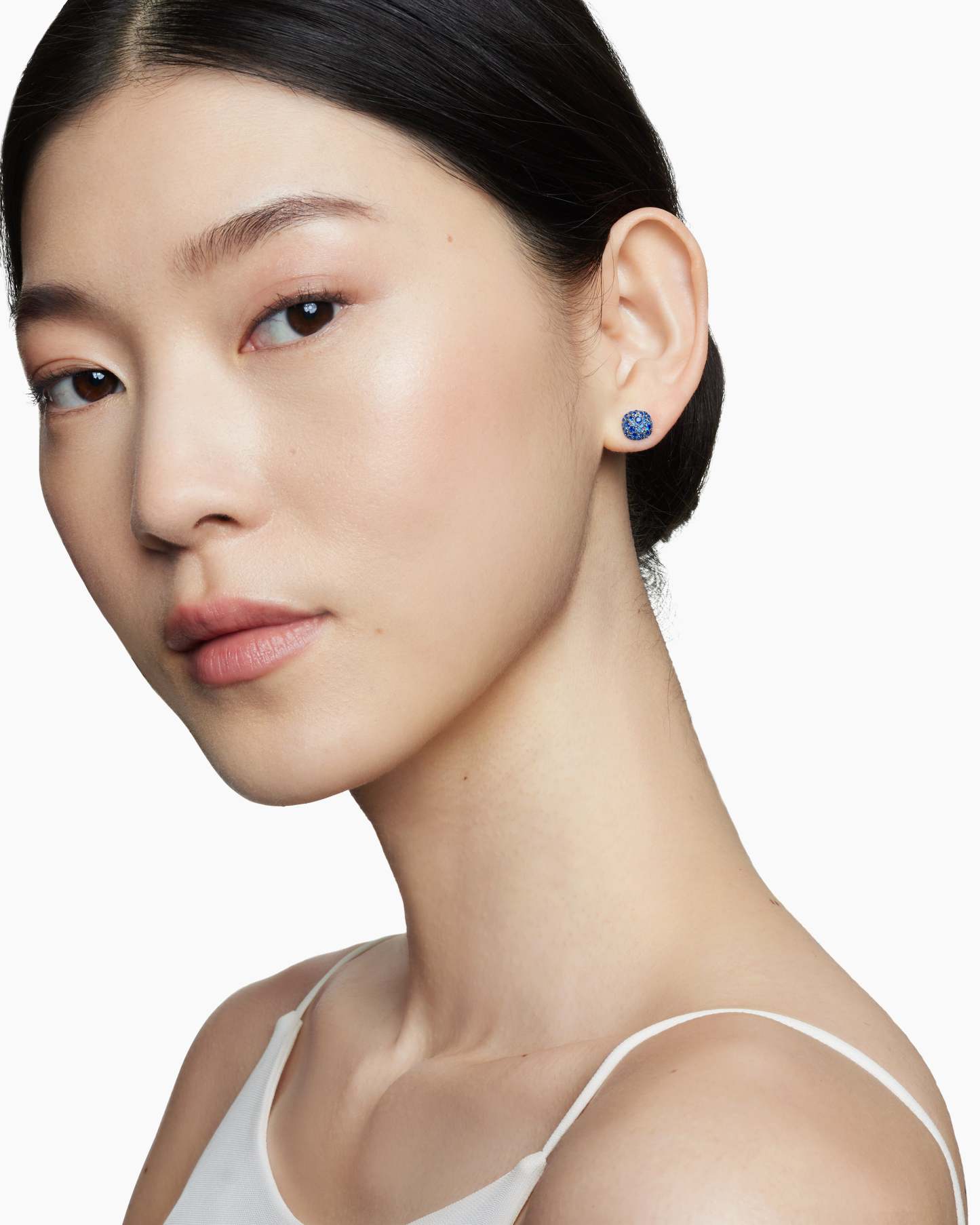 Cushion Stud Earrings 18K White Gold with Pavé Sapphires, 8mm