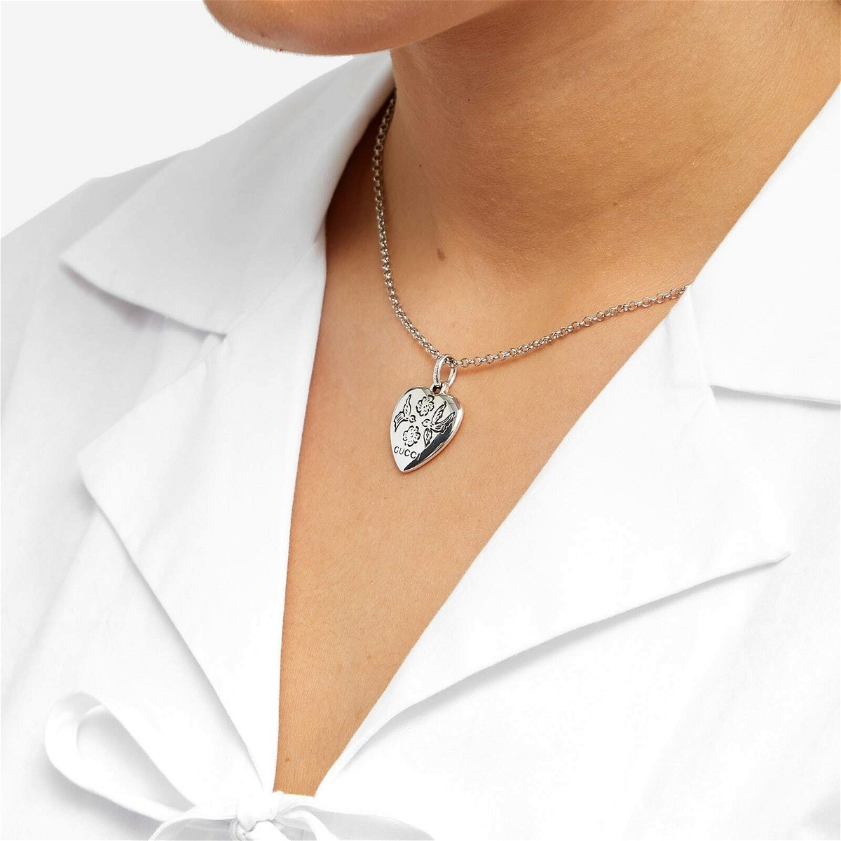 Women's Jewellery Blind For Love Necklace in Silver