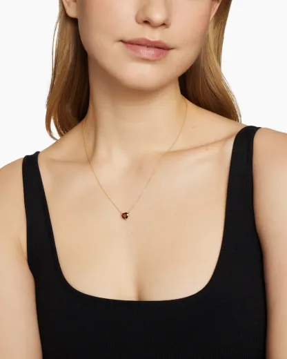 Chatelaine® Heart Pendant Necklace 18K Yellow Gold with Garnet, 8mm