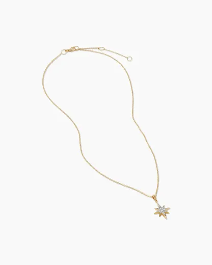 Cable Collectibles庐 North Star Necklace 18K Yellow Gold with Pav茅 Diamonds, 21.6mm