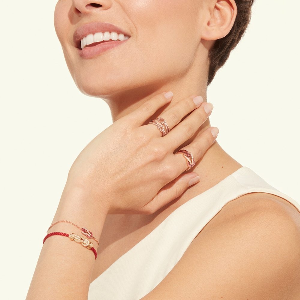 CHANCE INFINIE BRACELET 18K PINK GOLD, RUBIES AND DIAMONDS MEDIUM MODEL