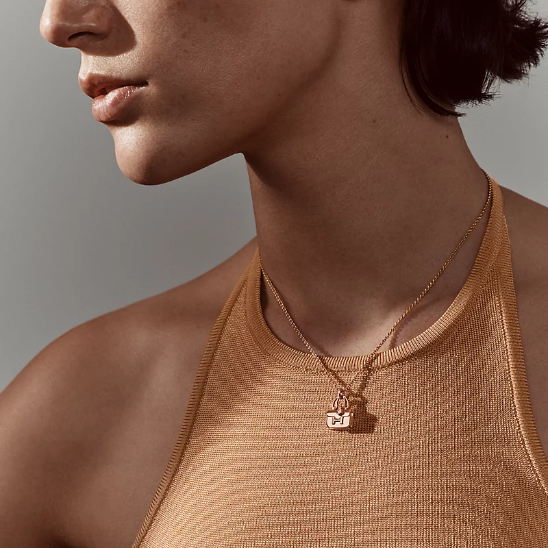 Amulettes Constance pendant