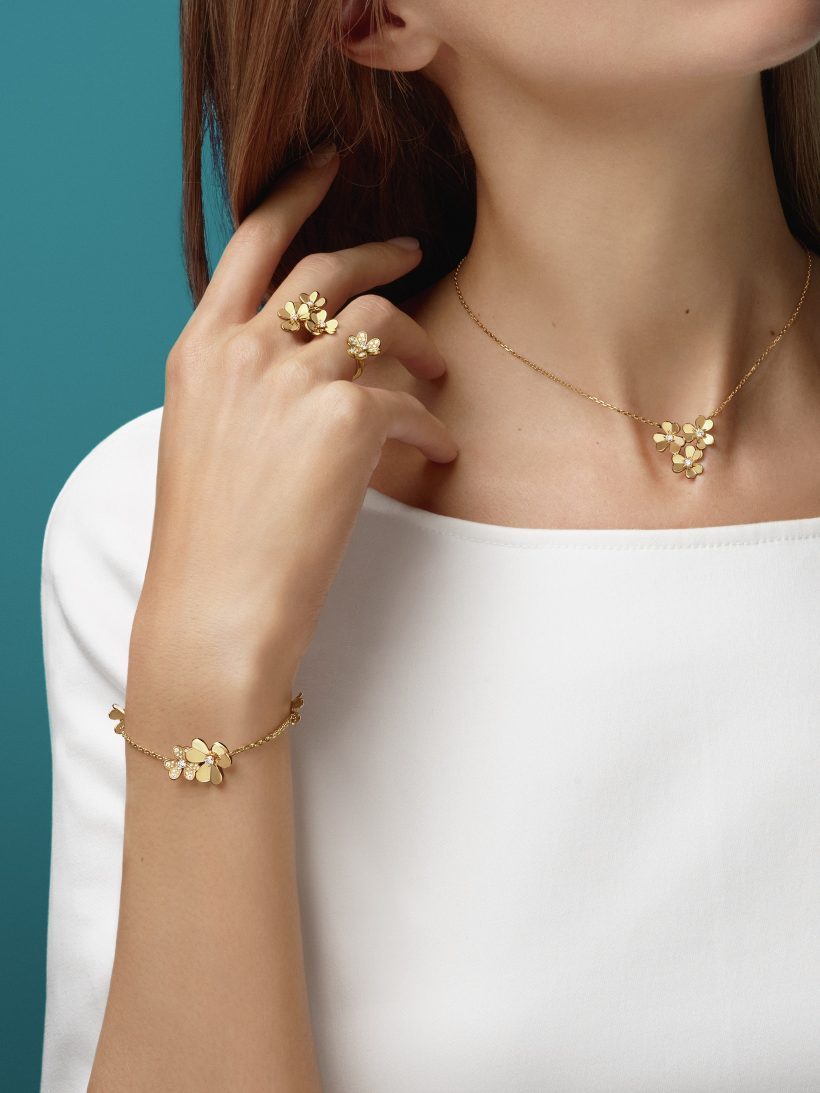 Frivole pendant, 3 flowers, mini model