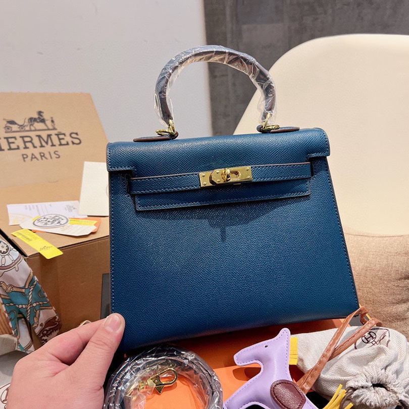 Kelly 25 Sellier Bag Gold Epsom Leather with Gold Hardware