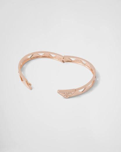 Eternal Gold cut-out bangle bracelet in pink gold