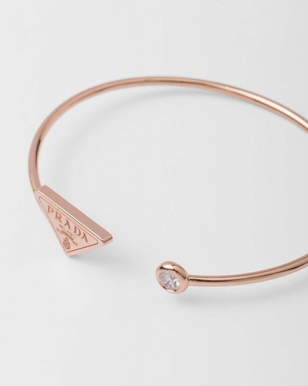 Eternal Gold bangle bracelet in pink gold with diamond