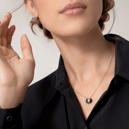 AMULETTE DE CARTIER NECKLACE