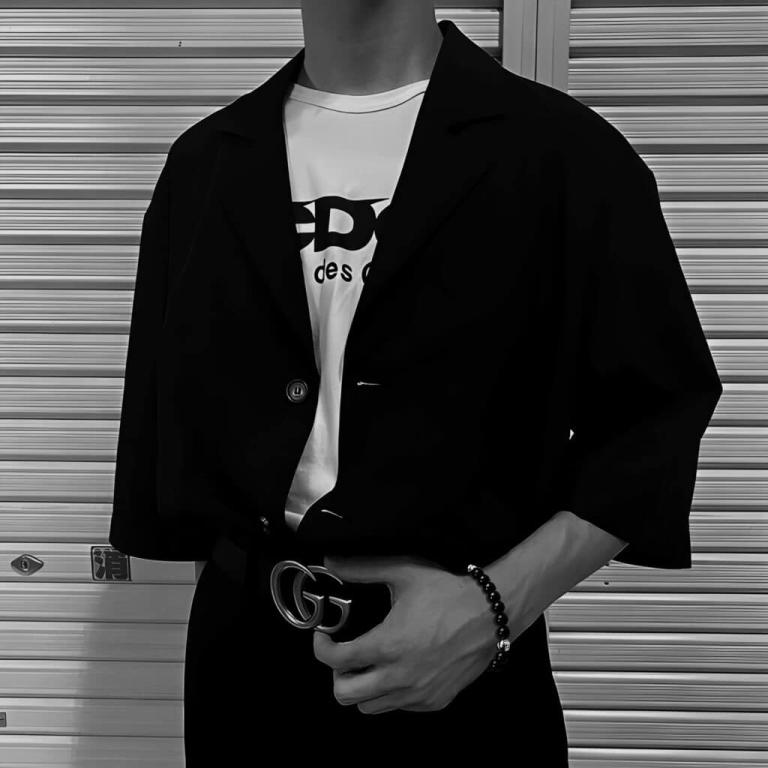 ONYX BEAD BRACELET 8MM (4 SILVER BEADS)