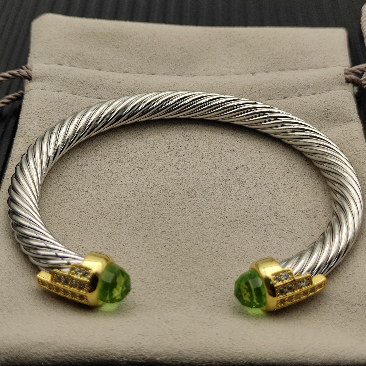 7mm Cable Bracelet with Light Green & Diamond Accents – Gold Cap