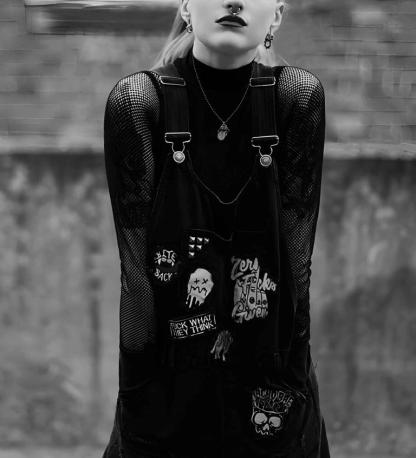 ROLLING STONES TONGUE & LIP PENDANT WITH DIAMOND