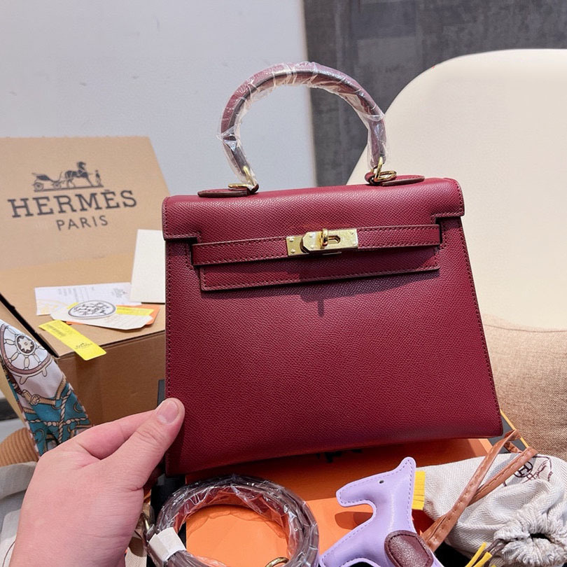 Kelly 25 Sellier Bag Gold Epsom Leather with Gold Hardware