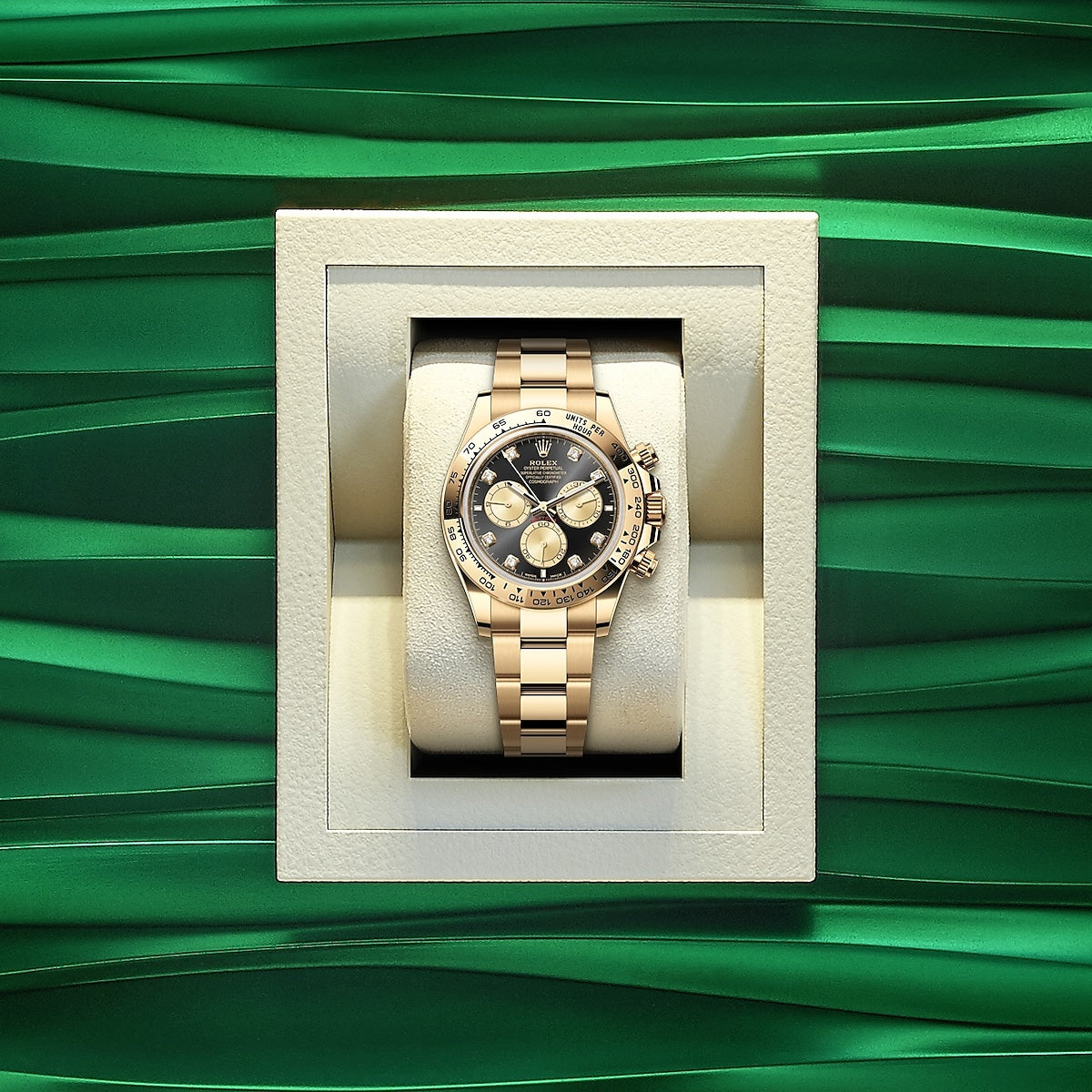 Cosmograph Daytona 40mm, 18k Yellow Gold, Ref# 126508-0003