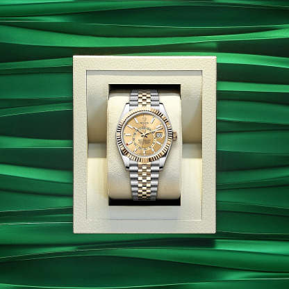 Sky-Dweller, 42mm, Oystersteel and 18k Yellow Gold, Champagne, Jubilee,Ref# 336933-0002