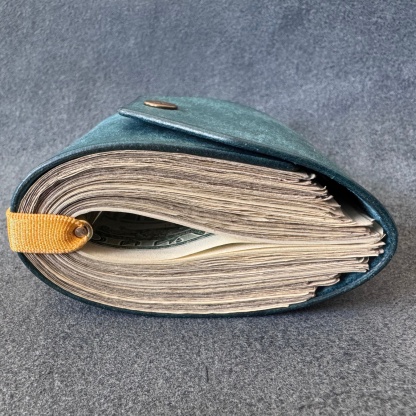 THE GENUINE LEATHER CASH WRAP WALLET