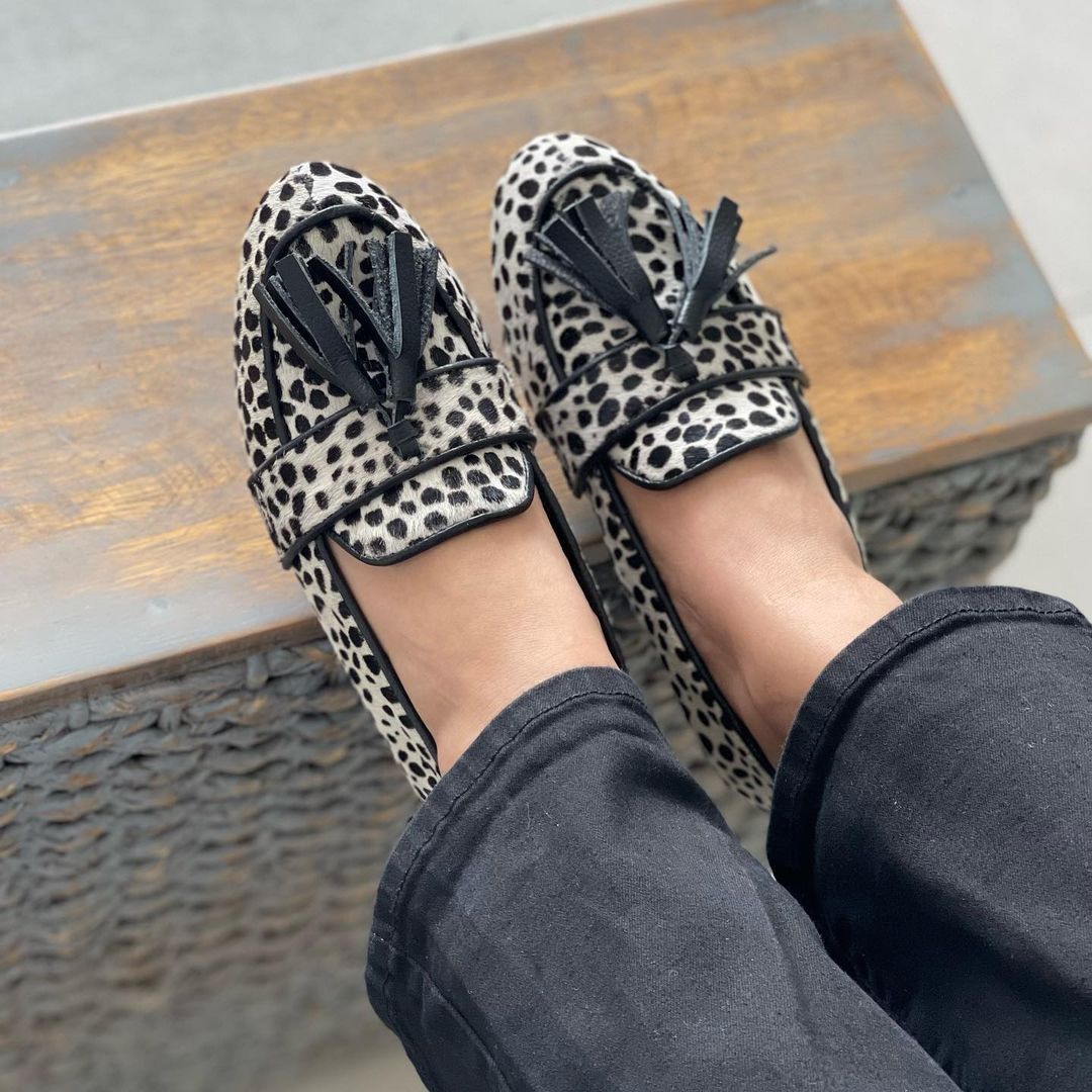 Chic Cheetah Tassel Loafers